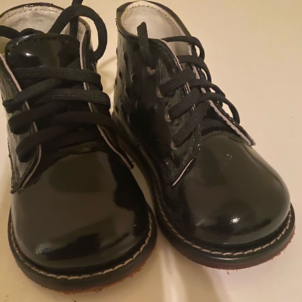JOSMO WALKER Shoes for toddler size 3.5 black